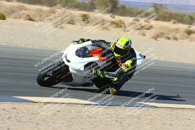 media/Jan-08-2022-SoCal Trackdays (Sat) [[1ec2777125]]/Turn 6 Inside (1pm)/